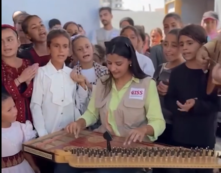 psychosocial support for displaced children through music