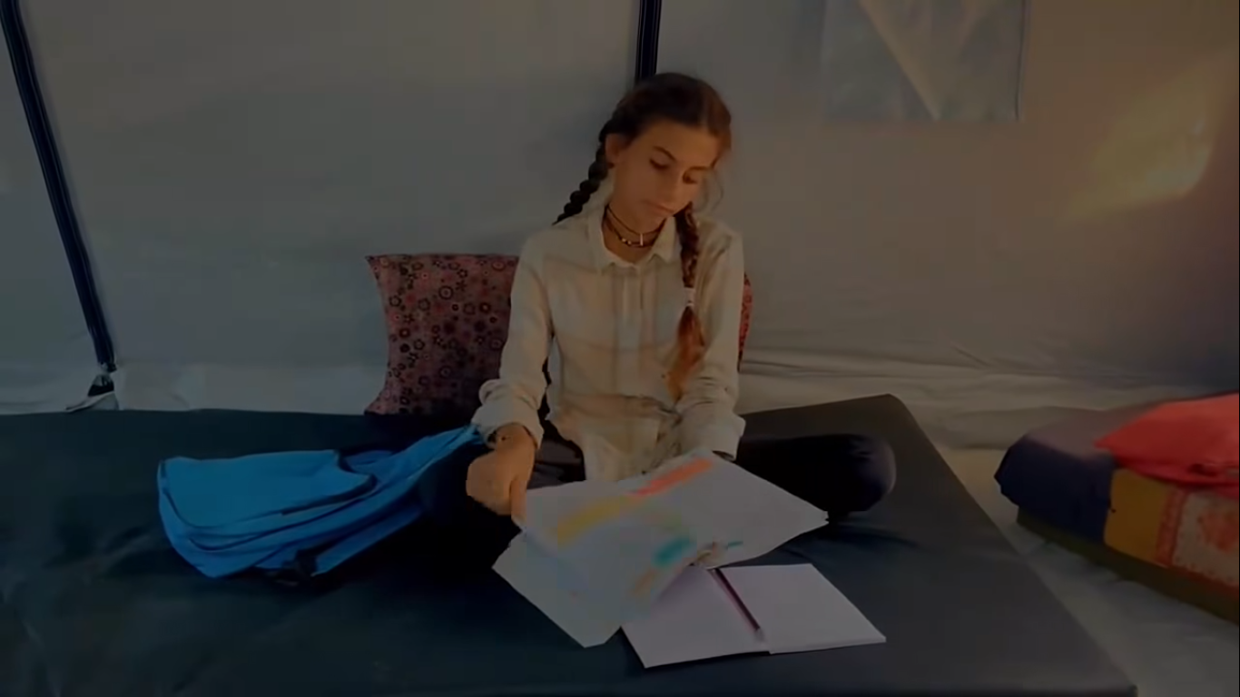 The story of a girl deprived of her right to education by war